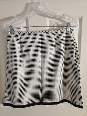 Le Suit Petite Skirt 8P White W/Black Polka Dots